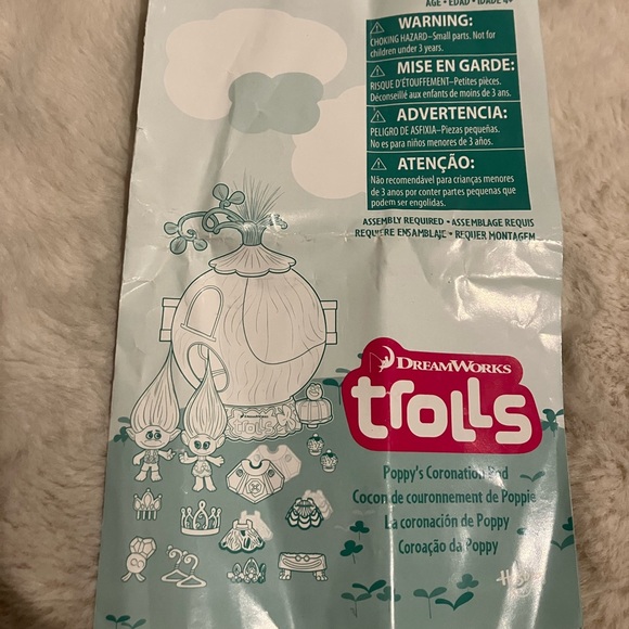 TROLLS Poppy’s coronation pod toy - Picture 9 of 9